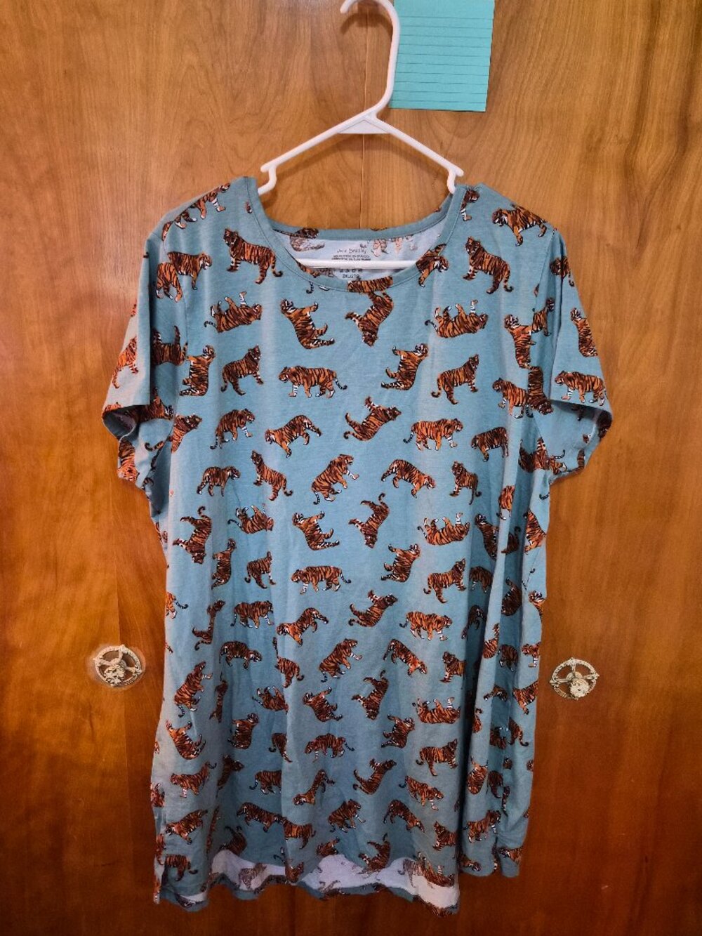 Title: Vera Bradley Tiger Print Tunic Top Size 2XL
